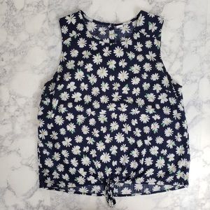 Old Navy daisy front-knot tank style blouse size M